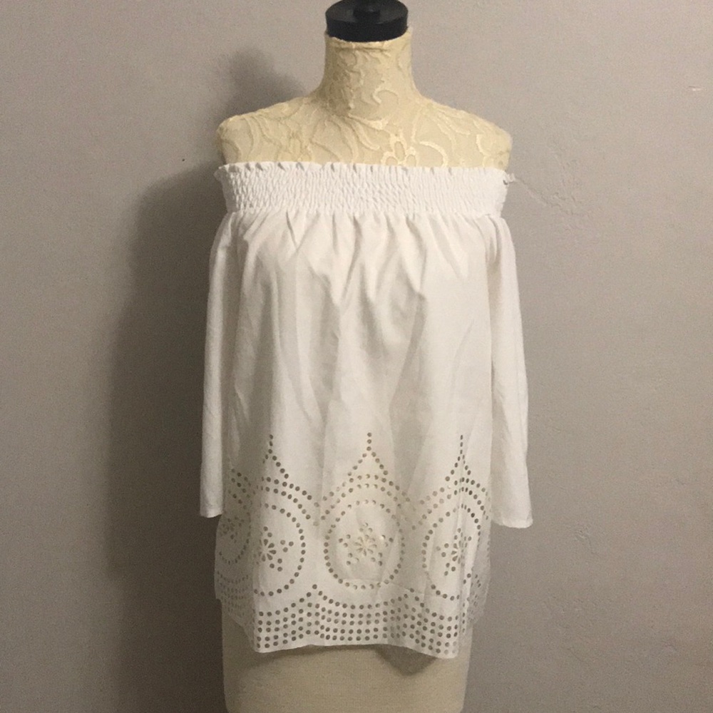 NWOT Off the Shoulder Laser Cut Top